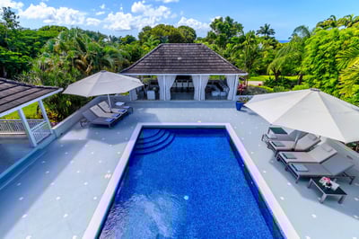 Luxury Villa Photo #2