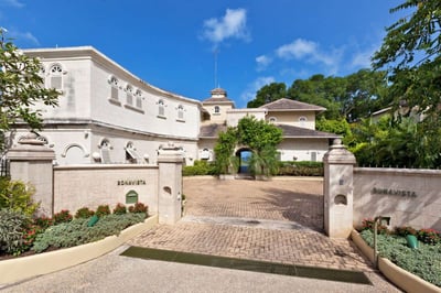 Luxury Villa Photo #2