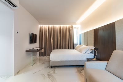 Luxury Villa Photo #50