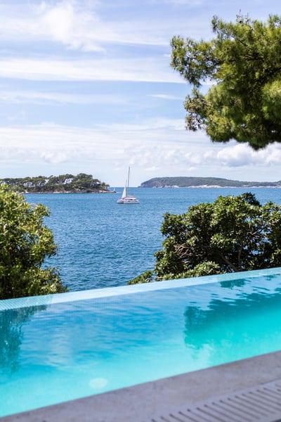 Luxury Villa Photo #7