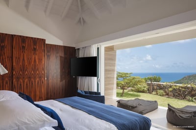 Luxury Villa Photo #51