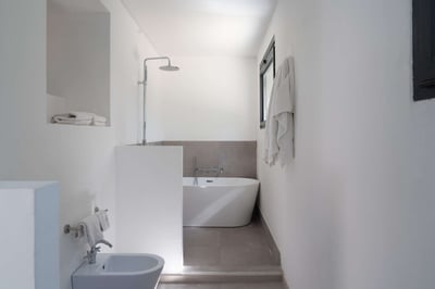 Luxury Villa Photo #40