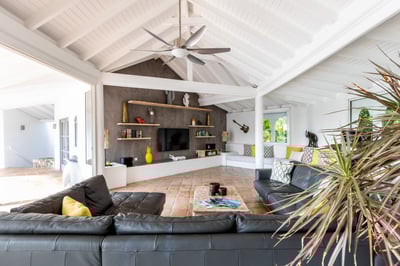 Luxury Villa Photo #26