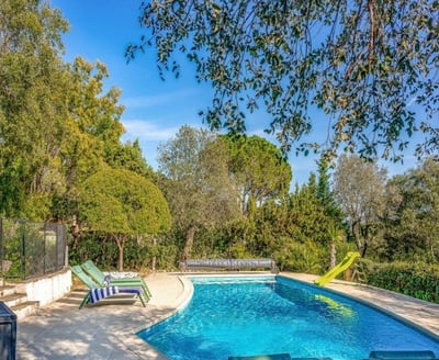 Luxury Villa Photo #3