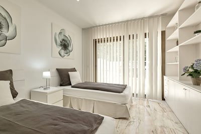 Luxury Villa Photo #31