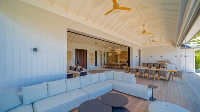 Luxury Villa Photo #25