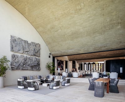 Luxury Villa Photo #4