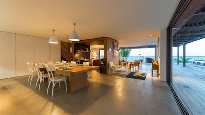 Kitchen & Dining Area