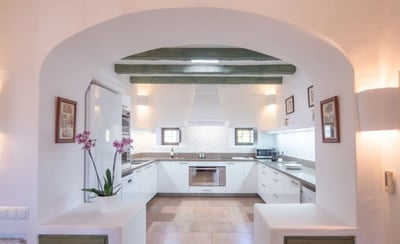 Luxury Villa Photo #12