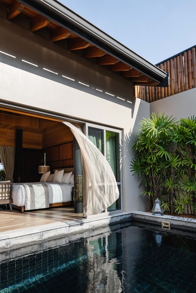 Luxury Villa Photo #23
