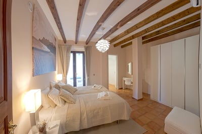 Luxury Villa Photo #33