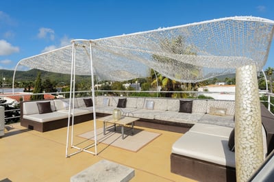 Luxury Villa Photo #12