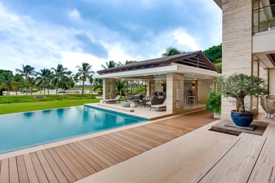 Luxury Villa Photo #10