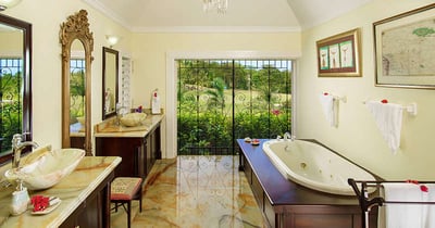 Luxury Villa Photo #15