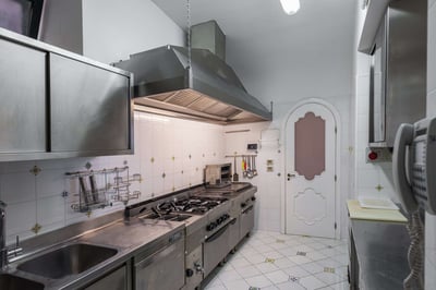 Luxury Villa Photo #30