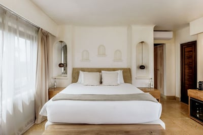 Luxury Villa Photo #47