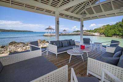 Luxury Villa Photo #15