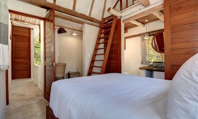 Luxury Villa Photo #19