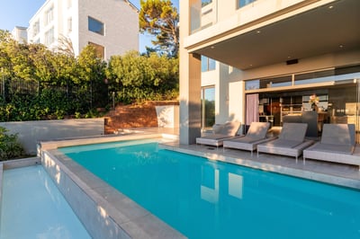 Luxury Villa Photo #8
