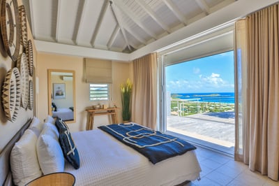 Luxury Villa Photo #49