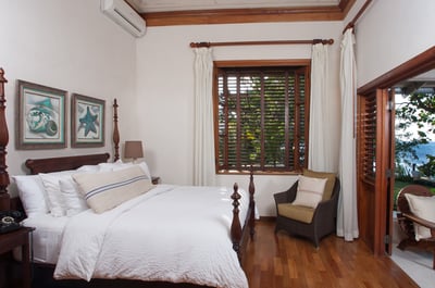 Luxury Villa Photo #39