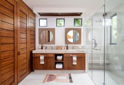Luxury Villa Photo #18