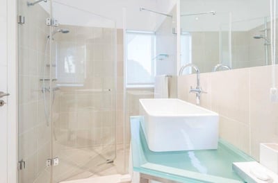 Luxury Villa Photo #30