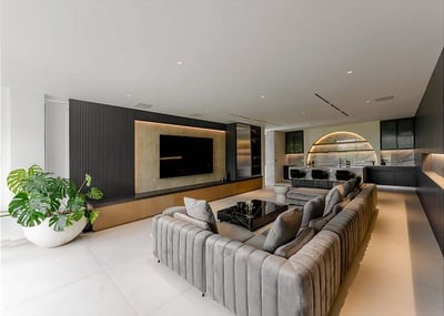 Luxury Villa Photo #13