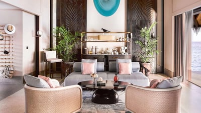 Luxury Villa Photo #3