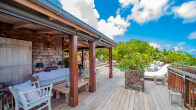 Luxury Villa Photo #17