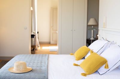 Luxury Villa Photo #17