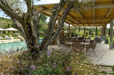 Luxury Villa Photo #7