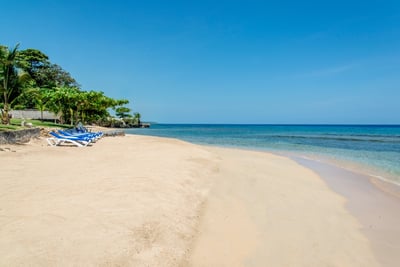 Luxury Villa Photo #11