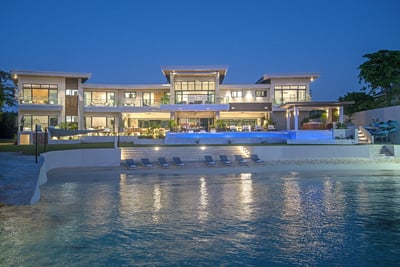 Luxury Villa Photo #2