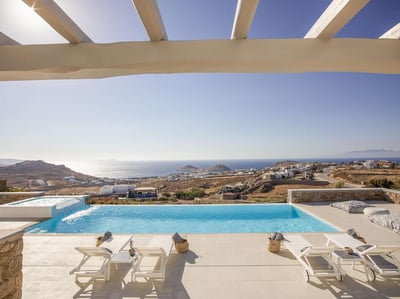Luxury Villa Photo #5