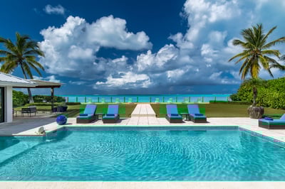 Luxury Villa Photo #4