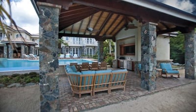 Luxury Villa Photo #9