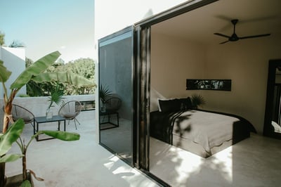 Luxury Villa Photo #38