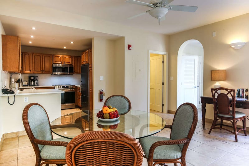 2 BDM Lanai Bungalow at Windsong Resort