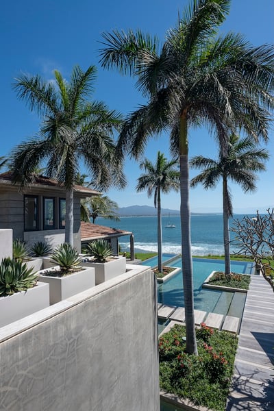 Luxury Villa Photo #13