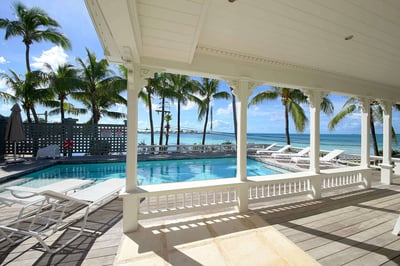 Luxury Villa Photo #4
