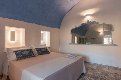 Luxury Villa Photo #32