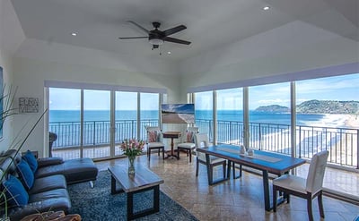 Luxury Villa Photo #9