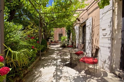 Luxury Villa Photo #4