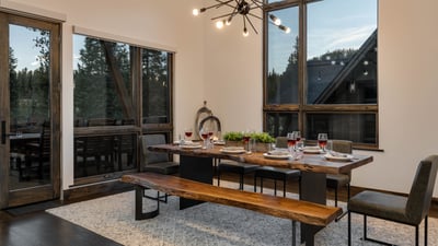 Dining room seats 8