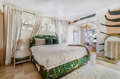 Luxury Villa Photo #31