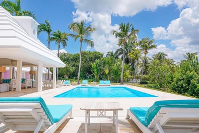 Luxury Villa Photo #5