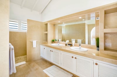 Luxury Villa Photo #41