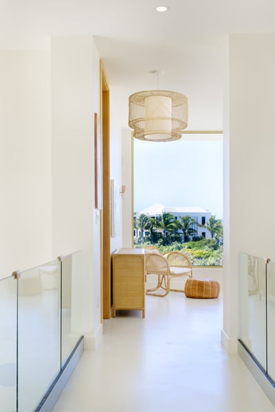 Luxury Villa Photo #32