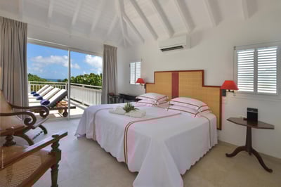 Luxury Villa Photo #23